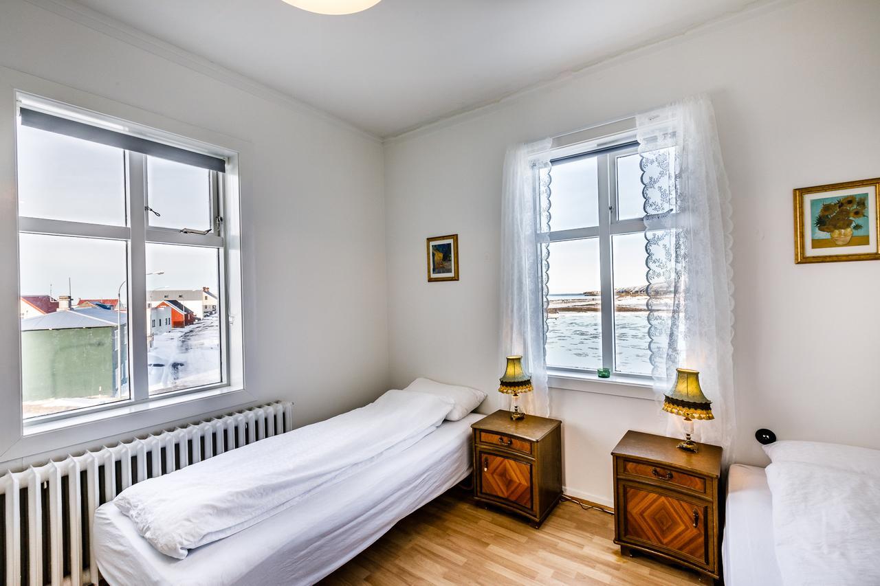 Riverside Hostel Бльондюоус Екстер'єр фото