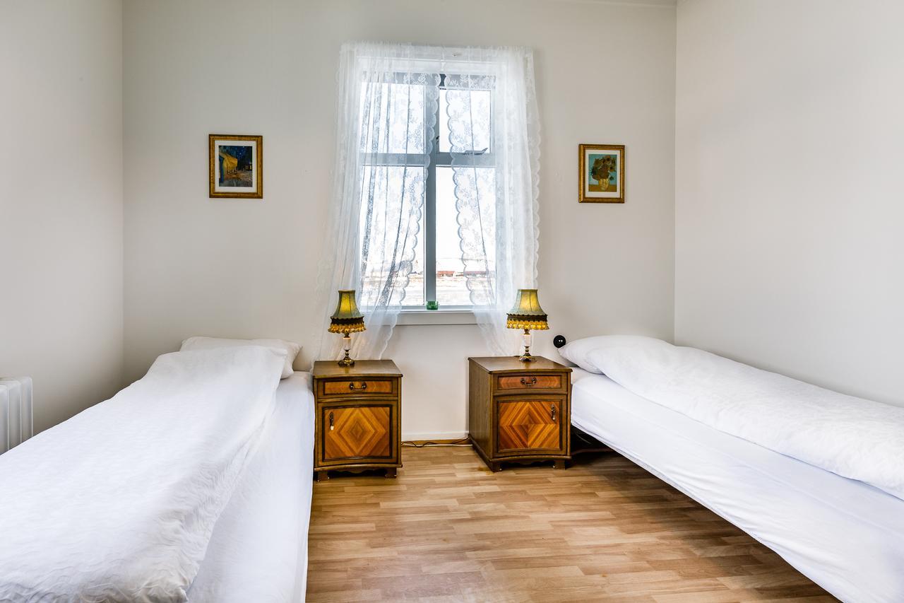 Riverside Hostel Бльондюоус Екстер'єр фото