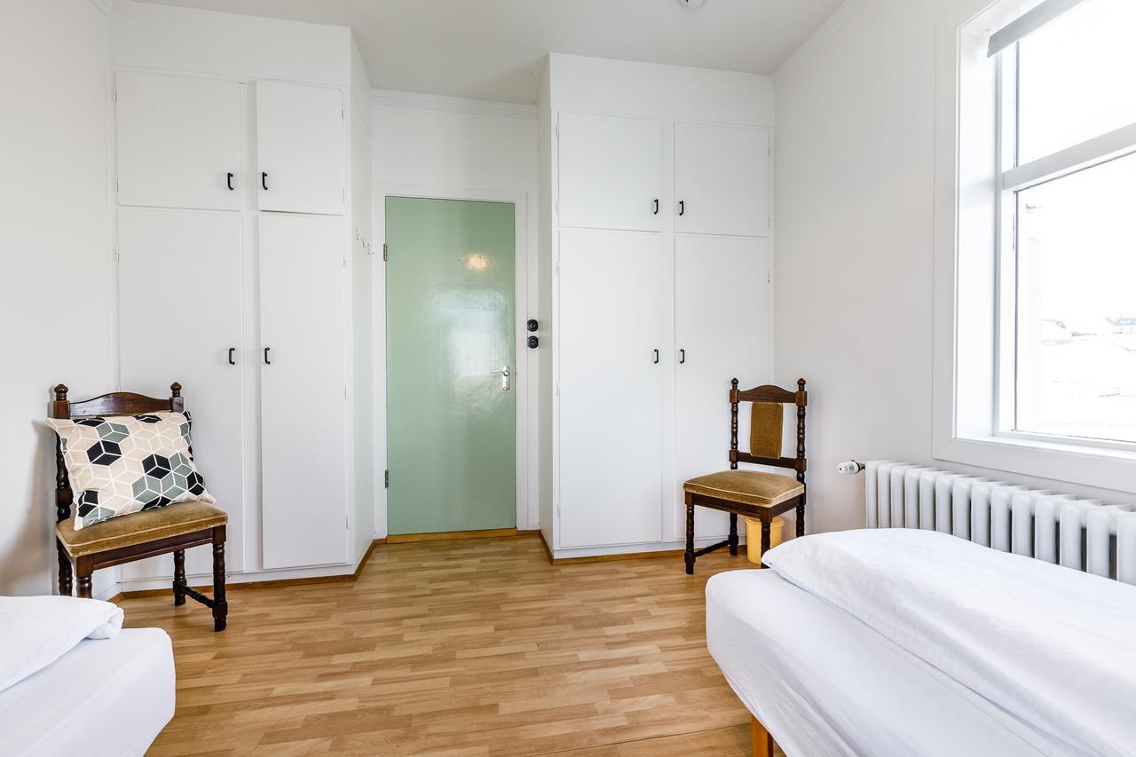 Riverside Hostel Бльондюоус Екстер'єр фото
