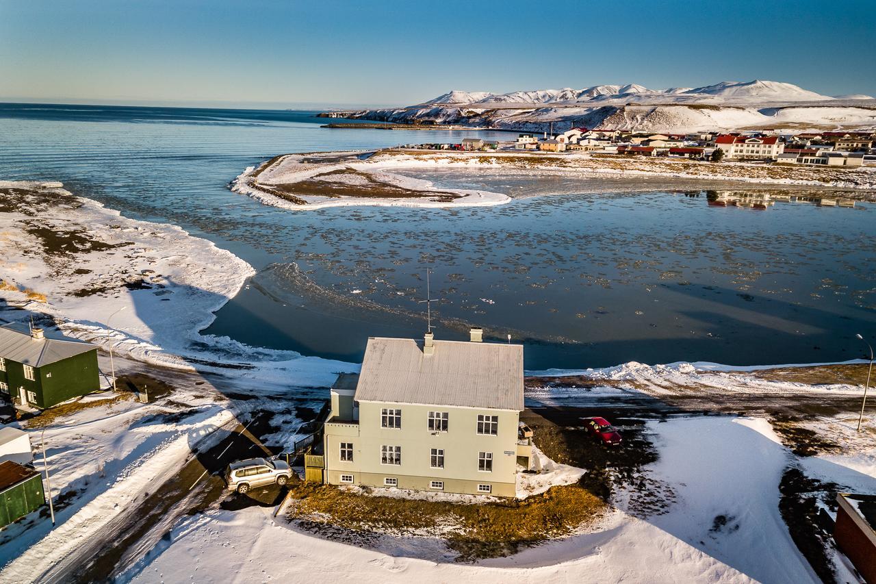 Riverside Hostel Бльондюоус Екстер'єр фото