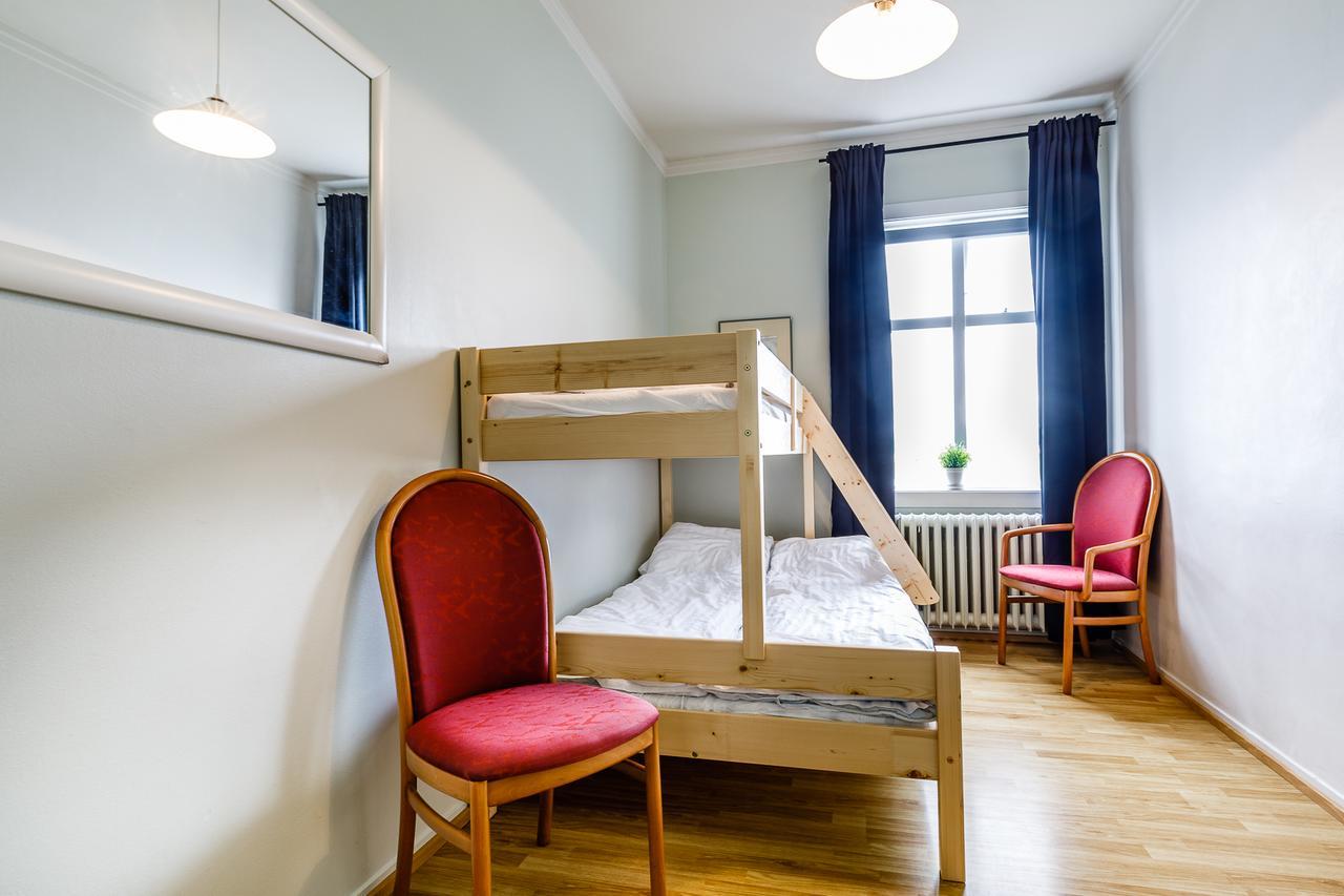 Riverside Hostel Бльондюоус Екстер'єр фото