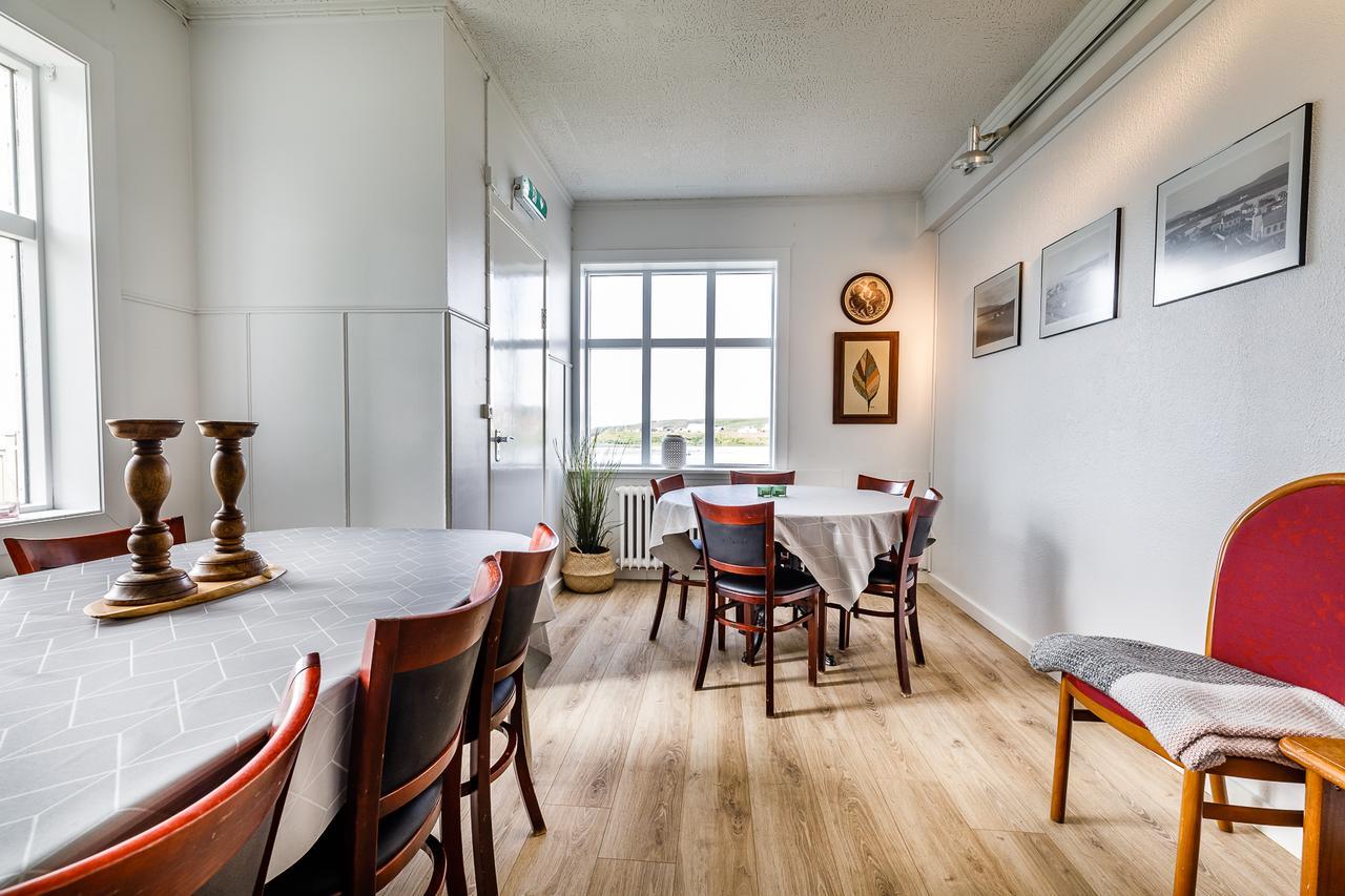 Riverside Hostel Бльондюоус Екстер'єр фото